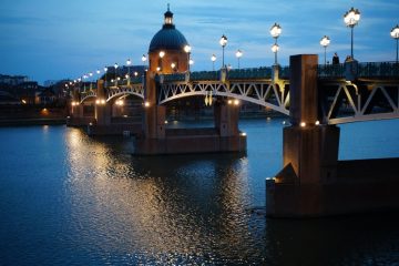 Toulouse de nuit - Pont Saint-Pierre et la Garonne - activités à Toulouse